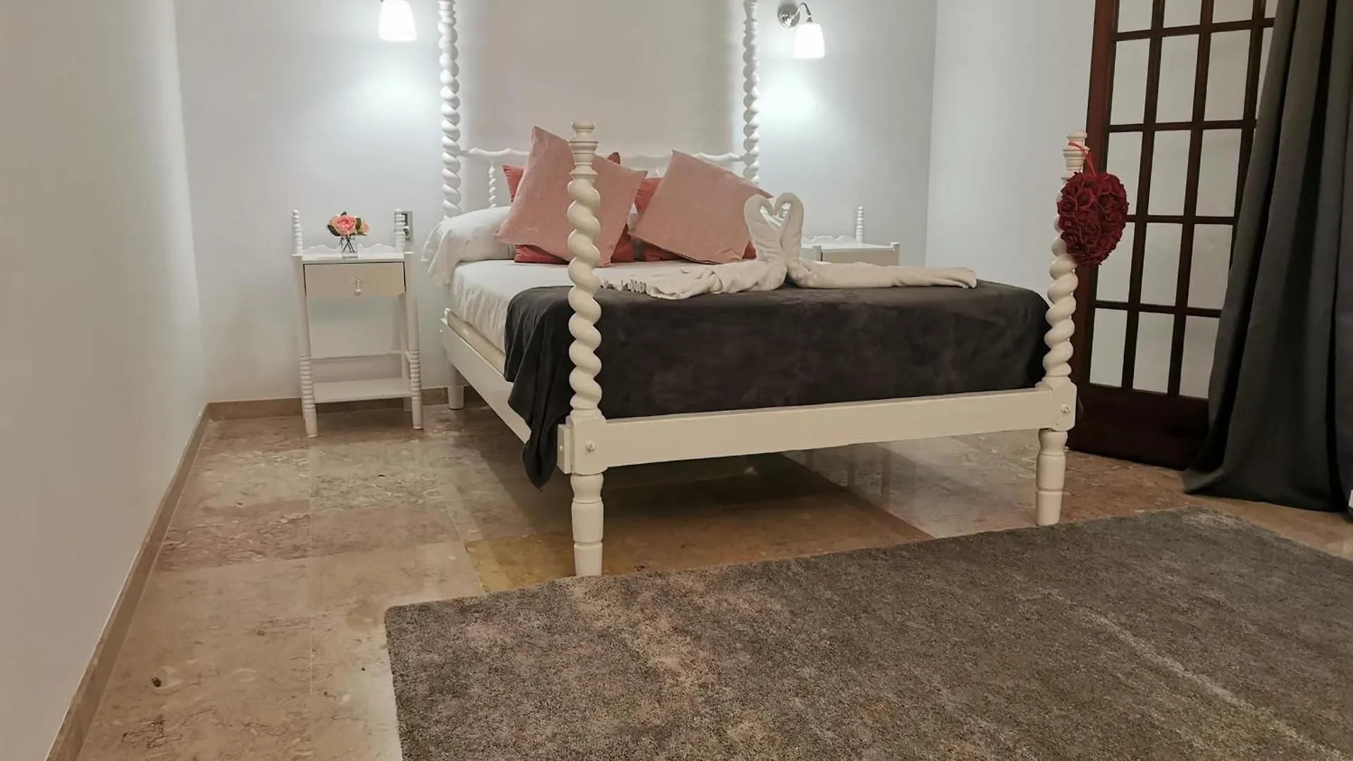 Contactos de Villa De Lujo Con Piscina, Jardin Y Vistas Al Mar, A 100M De La Playa En S\'Agaro - Es-209-27